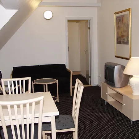 Hotel Aarhus City Apartments 2*